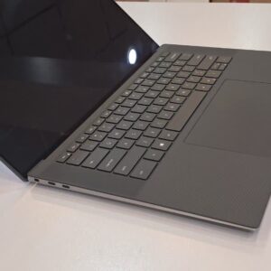 لپ تاپ استوک Dell 5550 سری پرسیژن